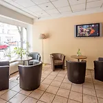 Alper Am Potsdamer Platz