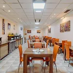 Alper Am Potsdamer Platz 3*