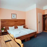 Alper Am Potsdamer Platz Hotel