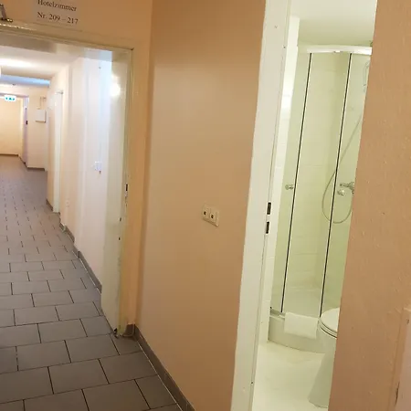 Alper Am Potsdamer Platz Hotel 3*