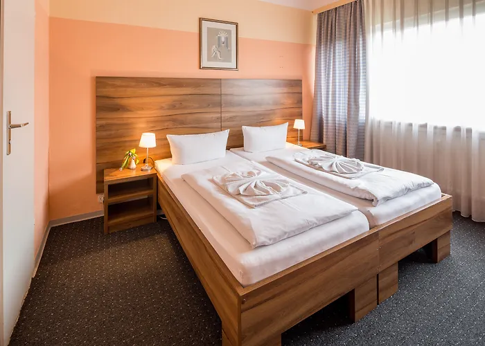 Alper Am Potsdamer Platz 3*