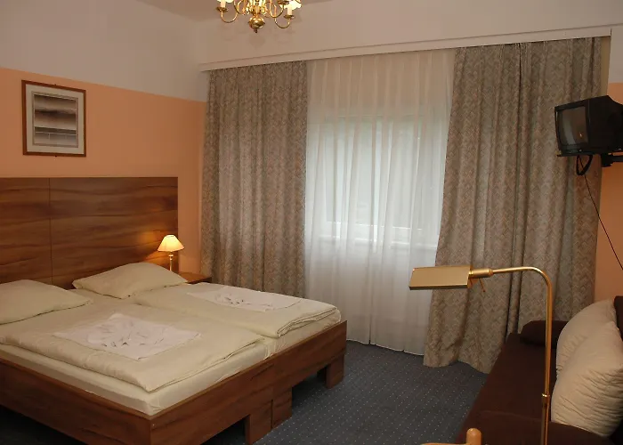 Alper Am Potsdamer Platz Hotel 3*