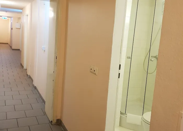 Alper Am Potsdamer Platz Hotel 3*