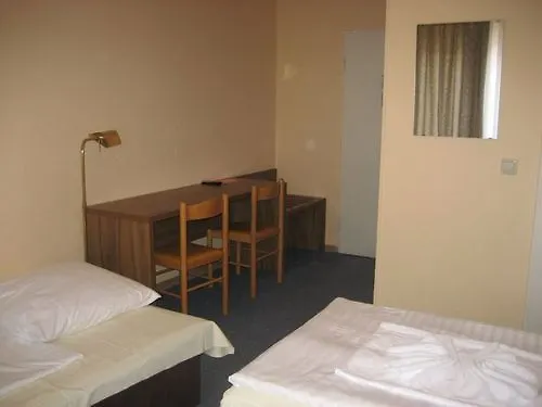 Alper Am Potsdamer Platz Hotel 3*