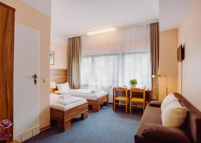 Alper Am Potsdamer Platz 3*