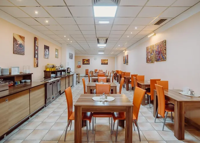 Alper Am Potsdamer Platz 3*