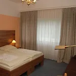 Alper Am Potsdamer Platz Hotel 3*