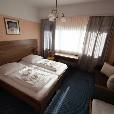 Hotel Alper Am Potsdamer Platz 3*
