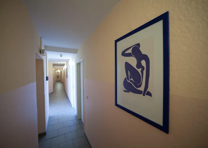 Alper Am Potsdamer Platz Hotel 3*