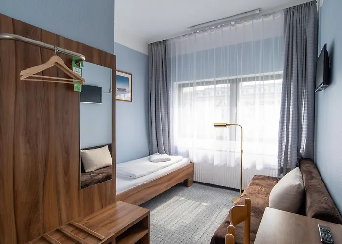 Alper Am Potsdamer Platz Βερολίνο