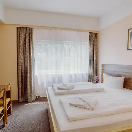 Alper Am Potsdamer Platz Hotel