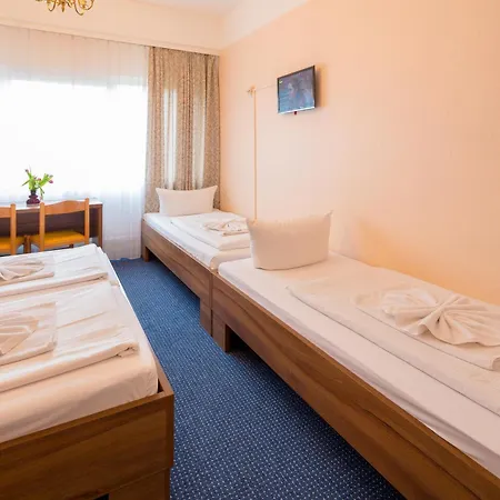 Alper Am Potsdamer Platz Hotel Berlín