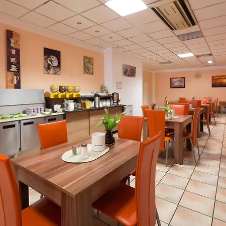 Alper Am Potsdamer Platz