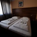 호텔 알퍼 암 포츠다머 플라츠