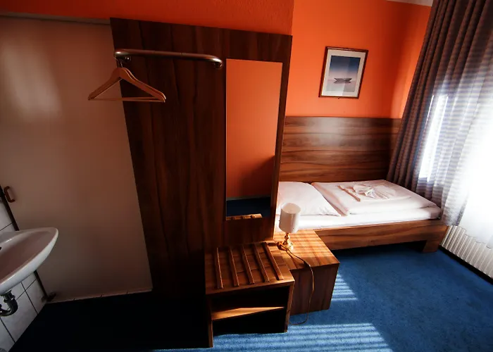 Alper Am Potsdamer Platz